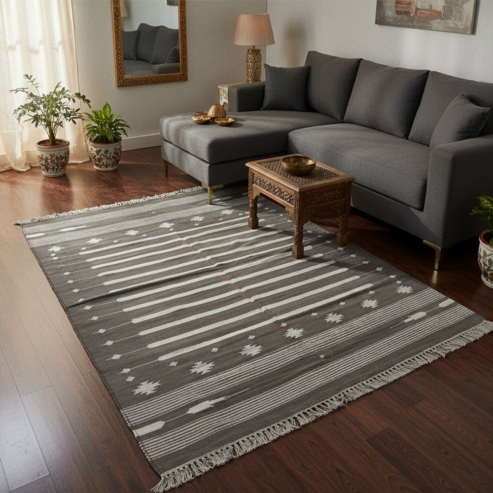17 Cotton Panja Dhurrie Rug for Living Room & Dining Room, Handmade Flatweave - Image 1
