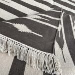 Luxury Panja Collection: Artisan-Made Reversible Cotton Rug - Image 3